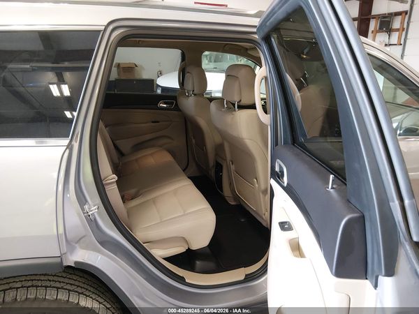 2019 JEEP GRAND CHEROKEE LAREDO E 4X2
