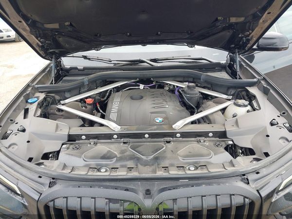 2025 BMW X7 XDRIVE40I