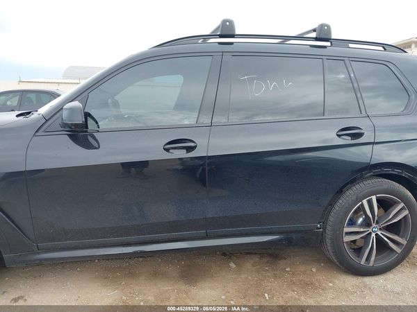2025 BMW X7 XDRIVE40I