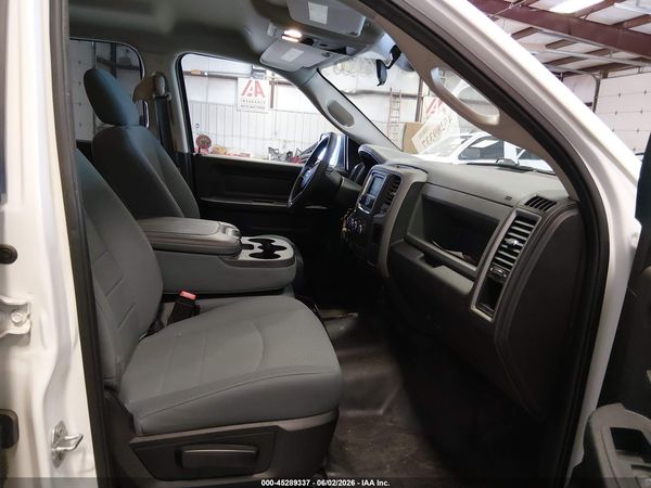 2020 RAM 1500 CLASSIC TRADESMAN  4X2 5'7 BOX