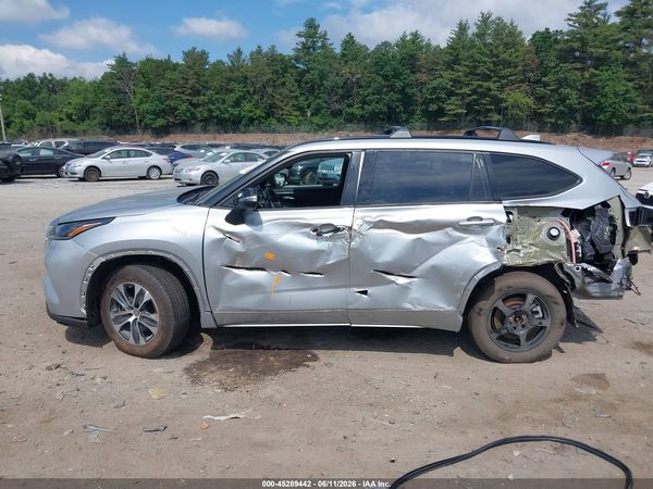 2023 TOYOTA HIGHLANDER XSE