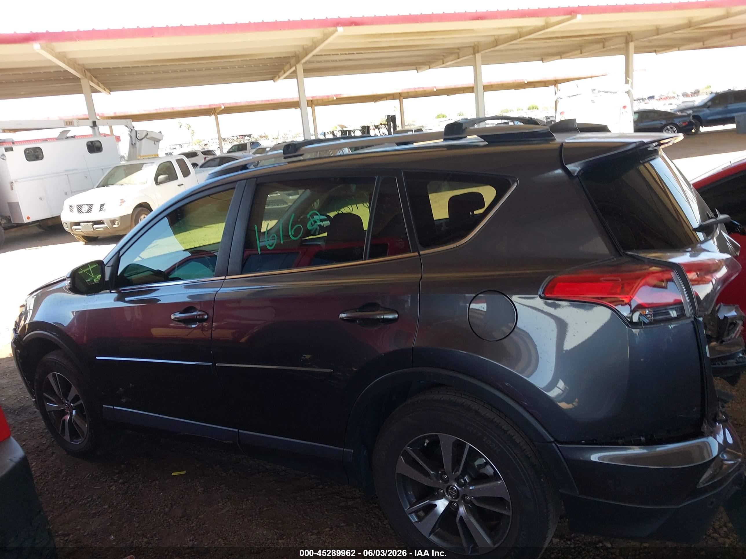 2018 TOYOTA RAV4 XLE