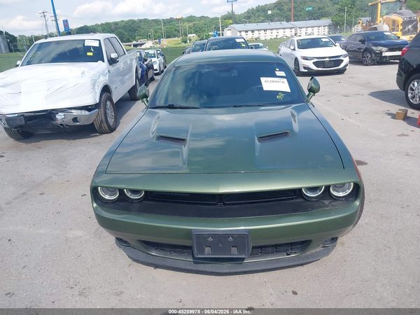 2018 DODGE CHALLENGER SXT