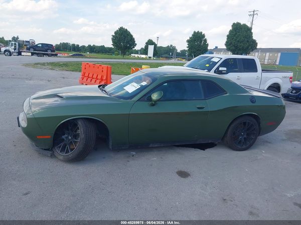 2018 DODGE CHALLENGER SXT