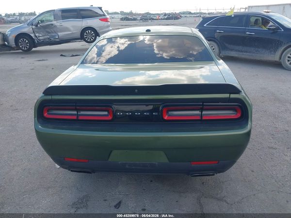 2018 DODGE CHALLENGER SXT