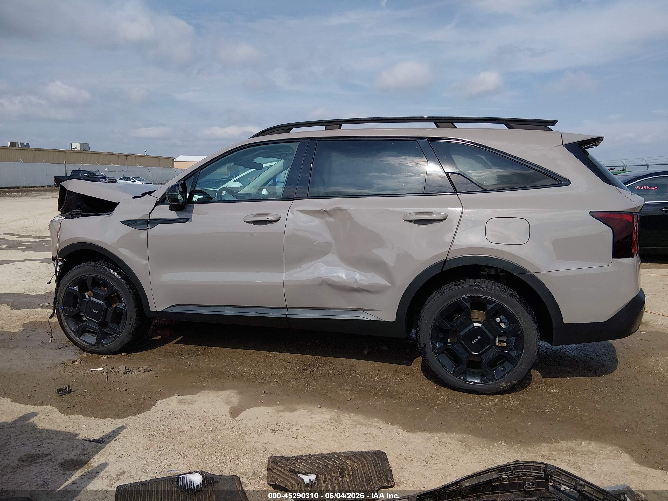 2024 KIA SORENTO X-LINE EX