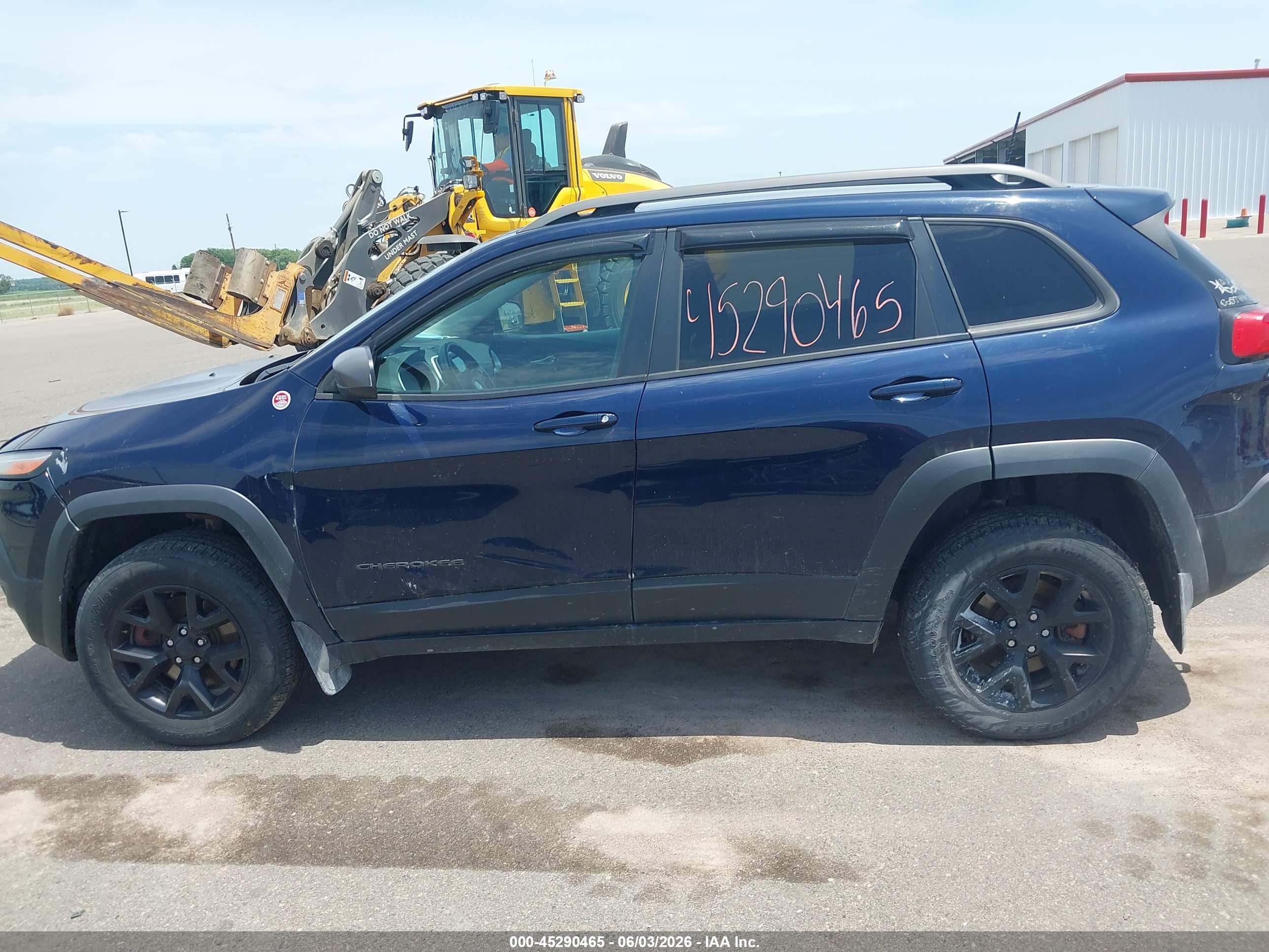2016 JEEP CHEROKEE TRAILHAWK