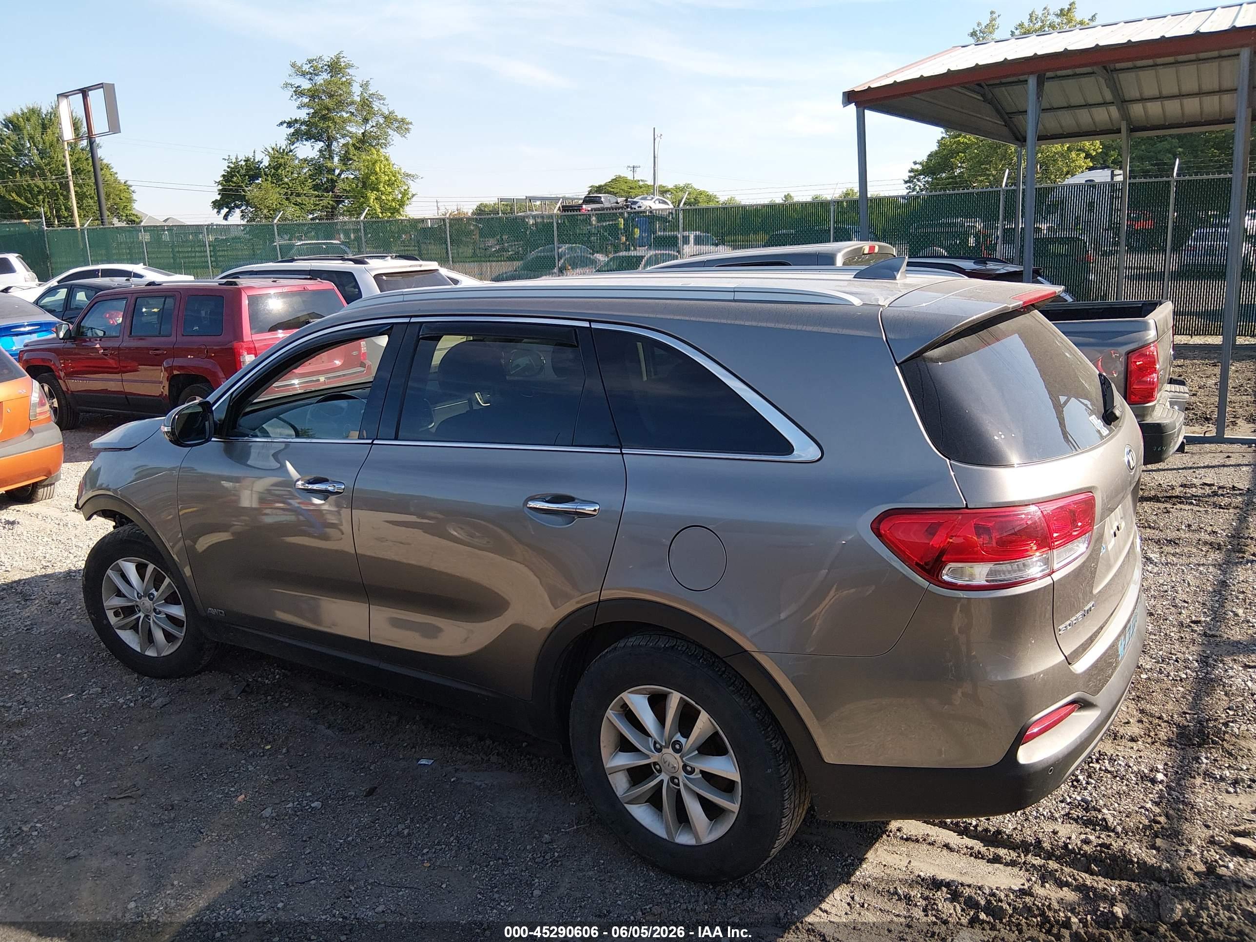 2018 KIA SORENTO 2.4L LX