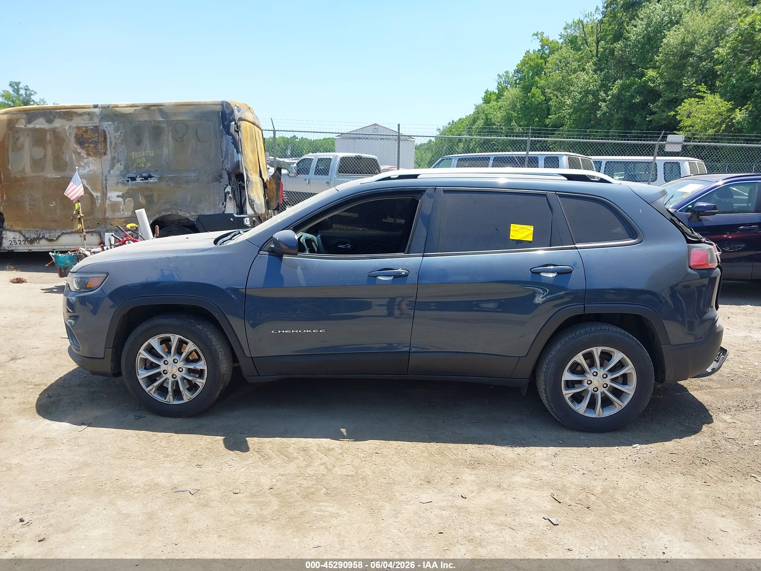2020 JEEP CHEROKEE LATITUDE FWD