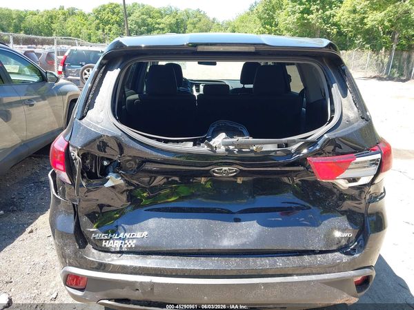 2019 TOYOTA HIGHLANDER LE