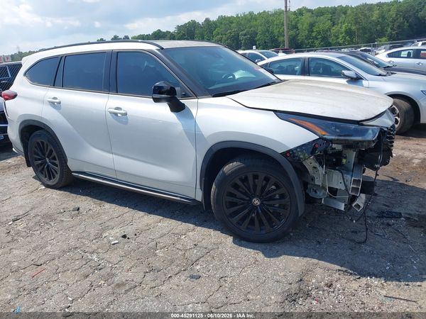 2023 TOYOTA HIGHLANDER XSE