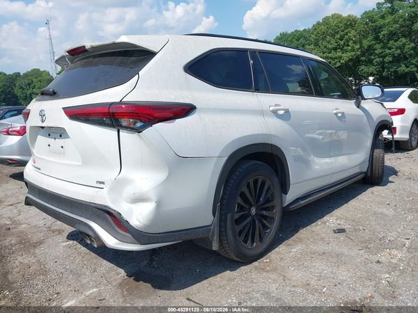 2023 TOYOTA HIGHLANDER XSE