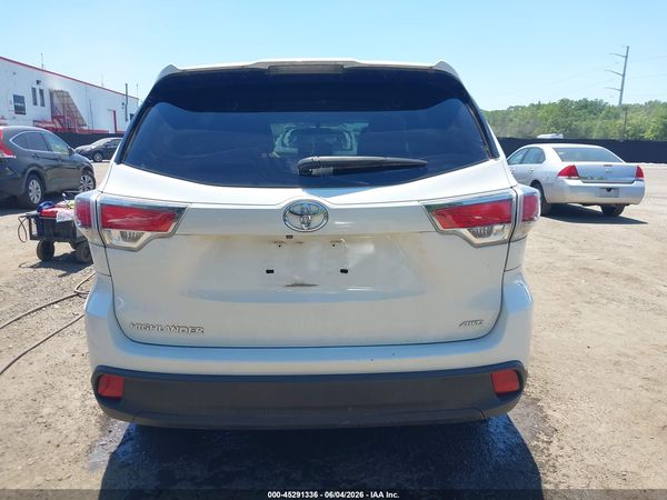 2016 TOYOTA HIGHLANDER LE V6