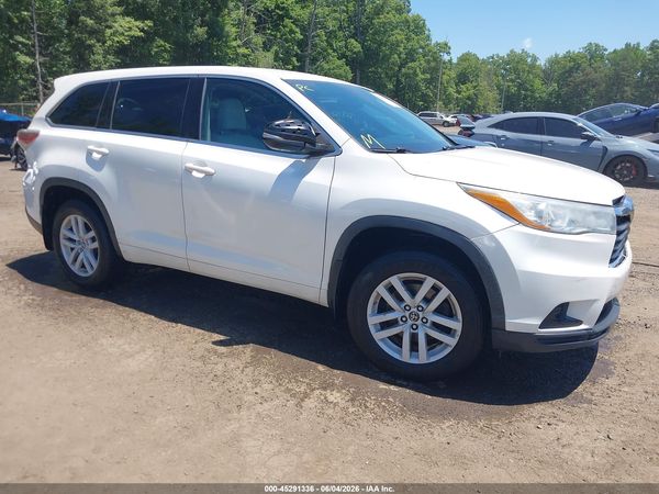 2016 TOYOTA HIGHLANDER LE V6