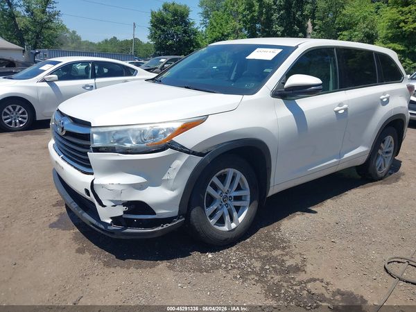 2016 TOYOTA HIGHLANDER LE V6