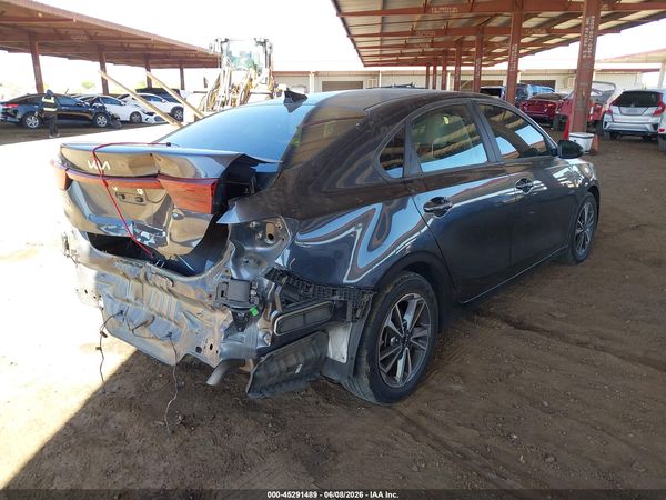 2022 KIA FORTE LXS