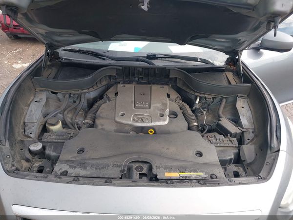 2016 INFINITI QX70