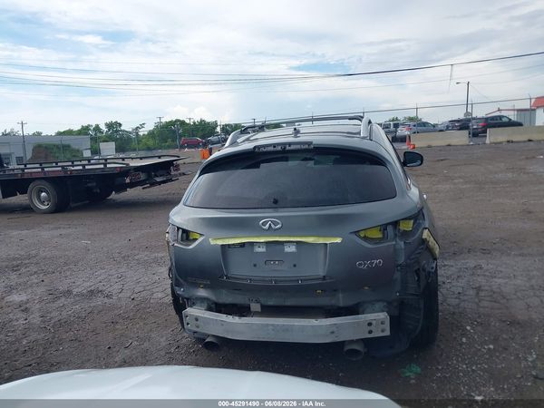 2016 INFINITI QX70