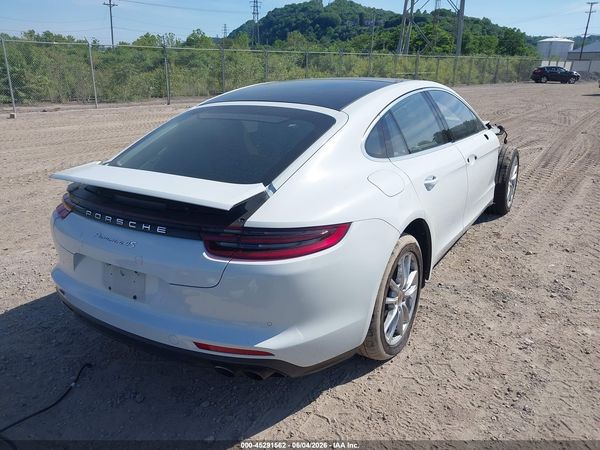 2018 PORSCHE PANAMERA 4S