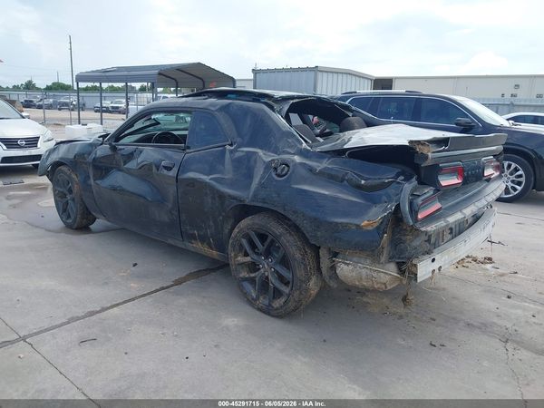 2022 DODGE CHALLENGER SXT