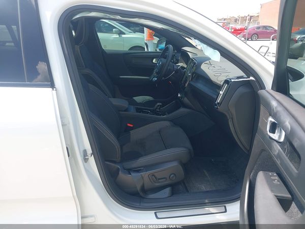 2024 VOLVO C40 RECHARGE PURE ELECTRIC TWIN ULTIMATE