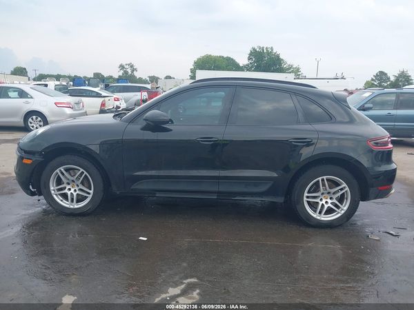 2018 PORSCHE MACAN