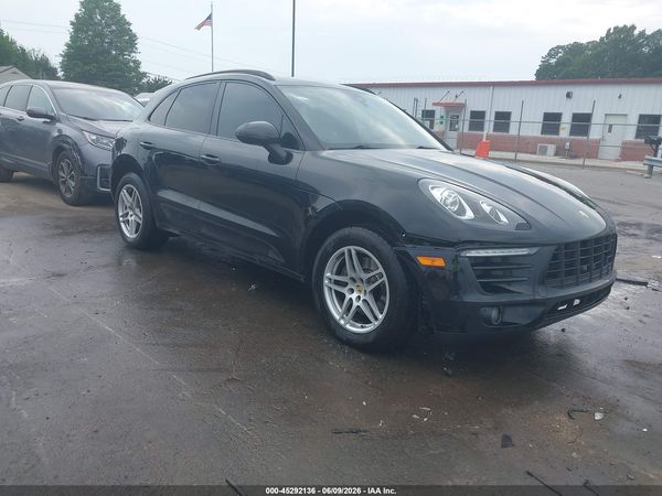 2018 PORSCHE MACAN