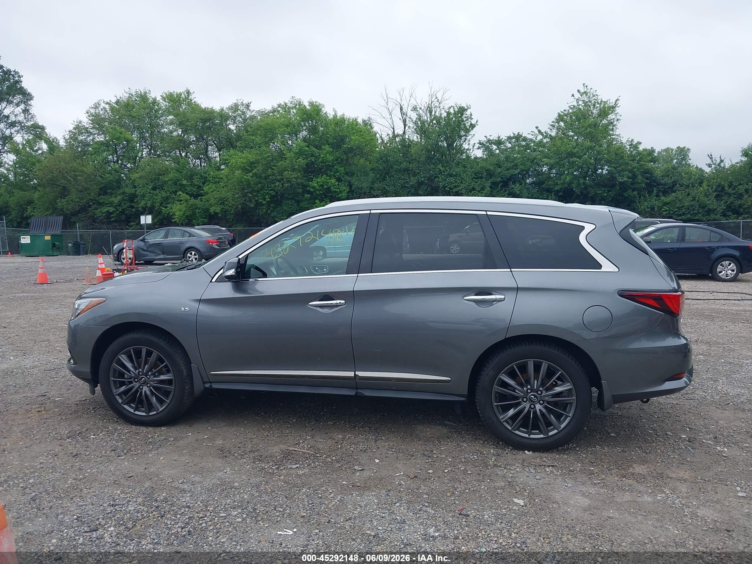 2020 INFINITI QX60 LUXE AWD