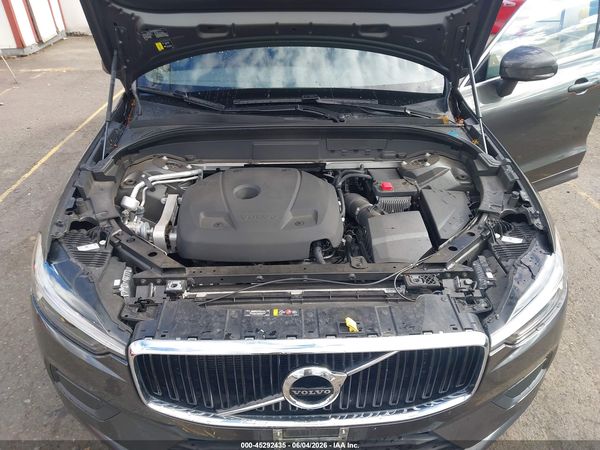 2021 VOLVO XC60 T5 MOMENTUM