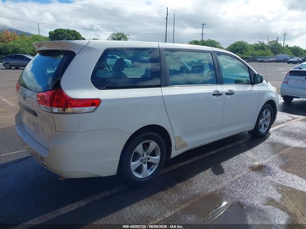 2014 TOYOTA SIENNA L V6 7 PASSENGER — I4