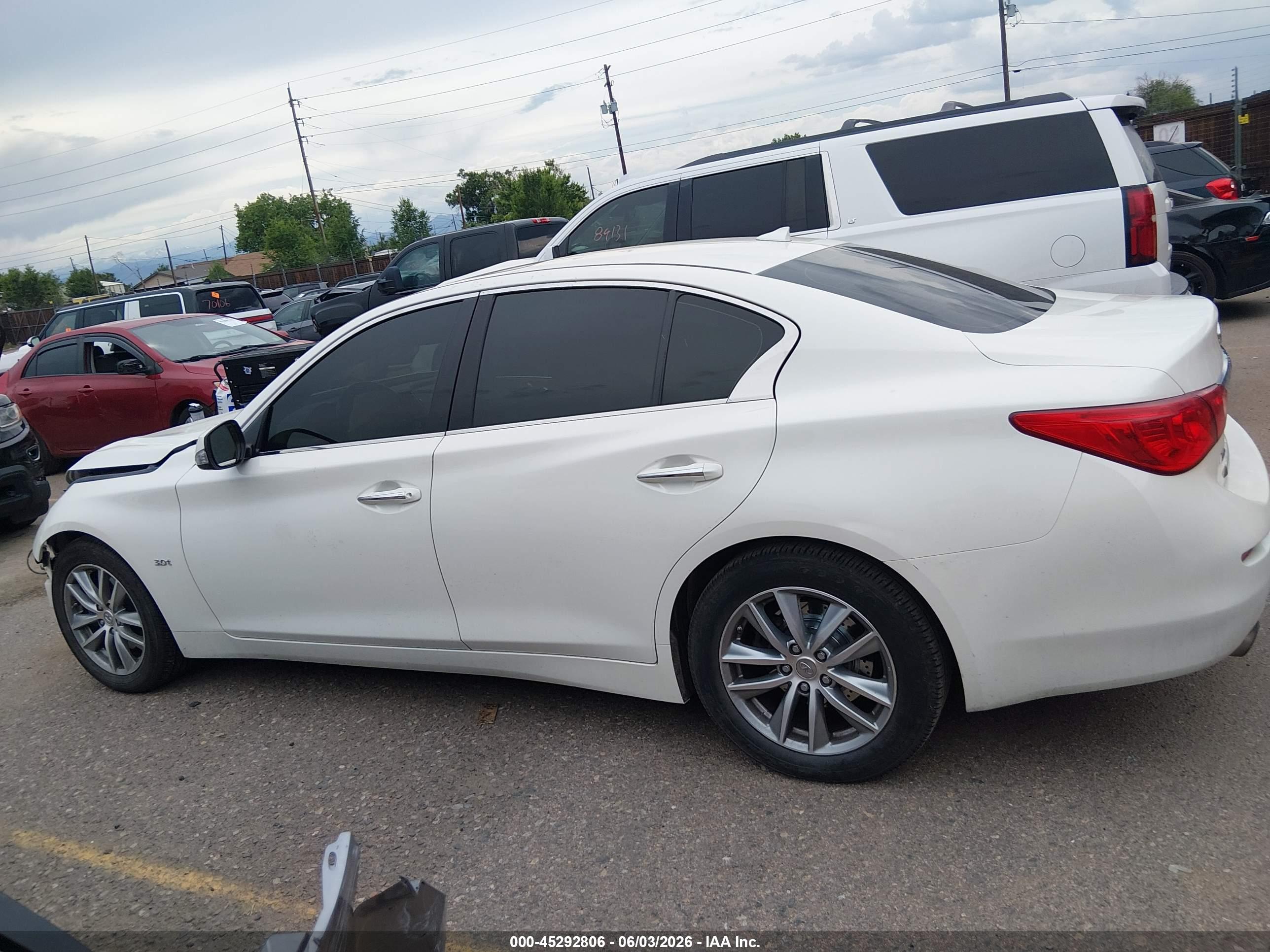 2016 INFINITI Q50 3.0T PREMIUM