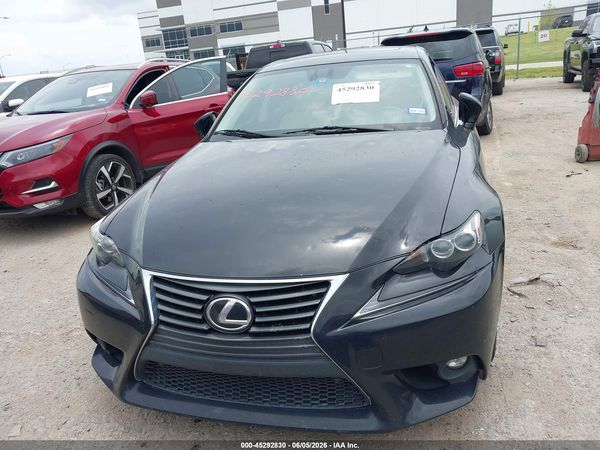 2016 LEXUS IS 200T