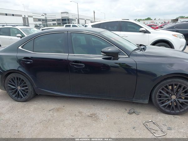 2016 LEXUS IS 200T