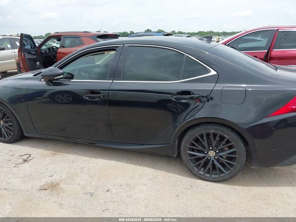 2016 LEXUS IS 200T