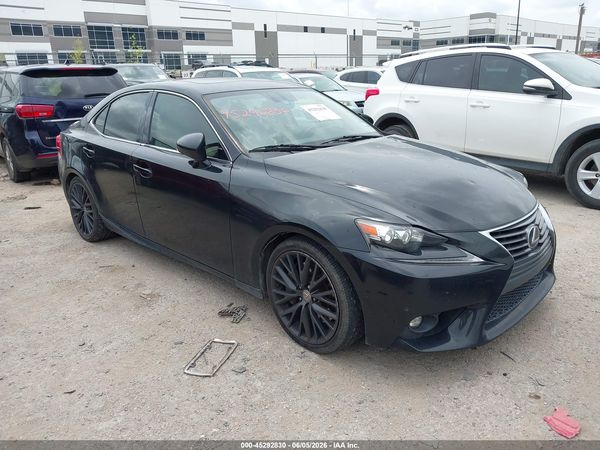 2016 LEXUS IS 200T