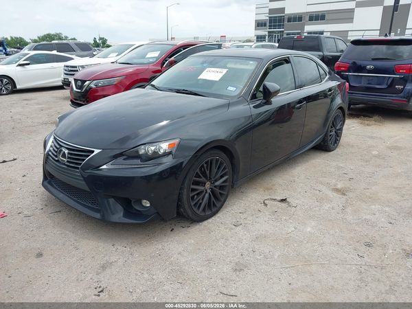 2016 LEXUS IS 200T