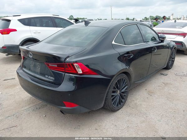 2016 LEXUS IS 200T