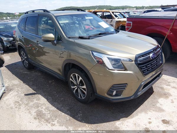 2022 SUBARU FORESTER LIMITED