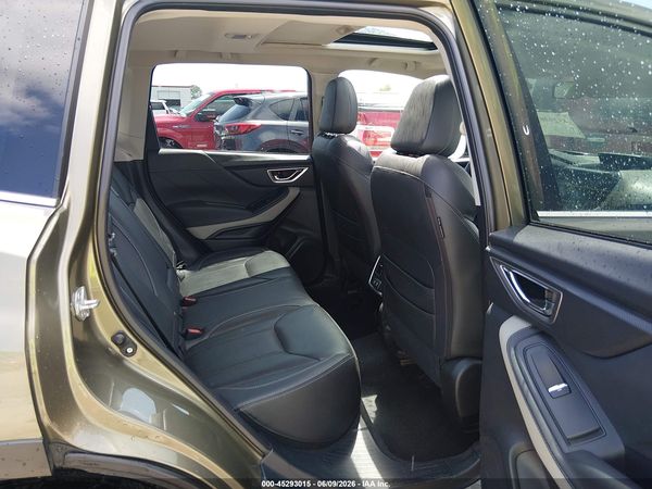 2022 SUBARU FORESTER LIMITED