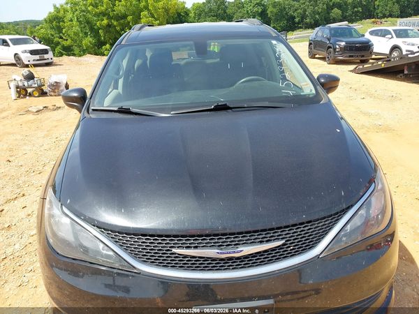 2020 CHRYSLER VOYAGER LXI