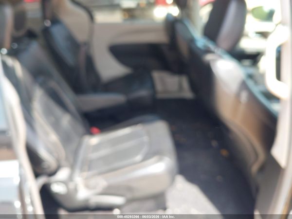2020 CHRYSLER VOYAGER LXI