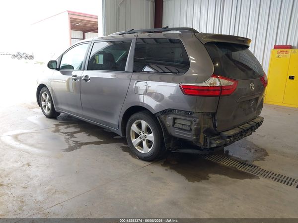 2017 TOYOTA SIENNA LE 8 PASSENGER