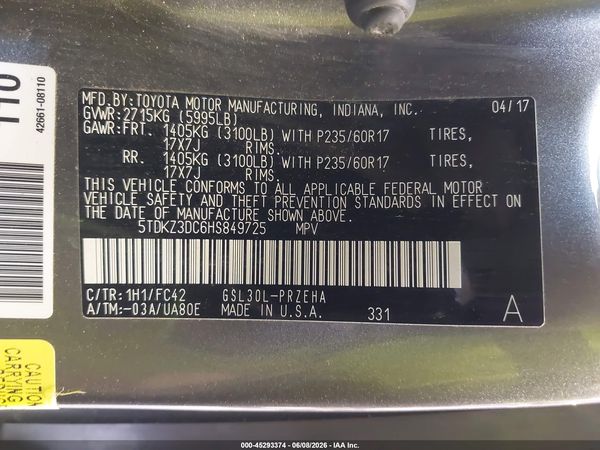 2017 TOYOTA SIENNA LE 8 PASSENGER