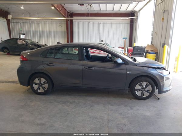 2017 HYUNDAI IONIQ HYBRID BLUE
