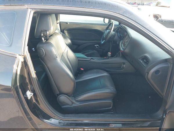 2019 DODGE CHALLENGER SXT