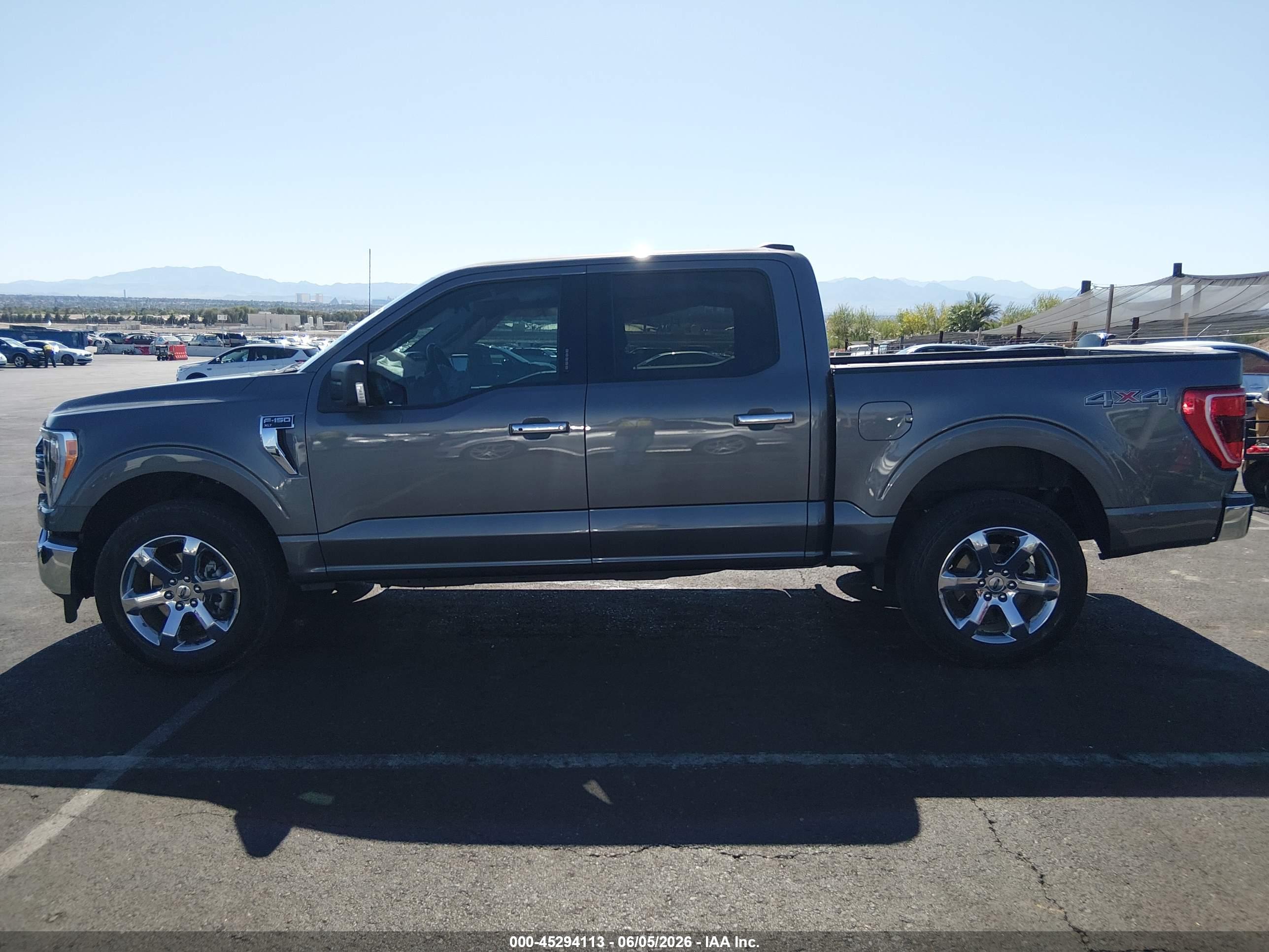2022 FORD F-150 XLT