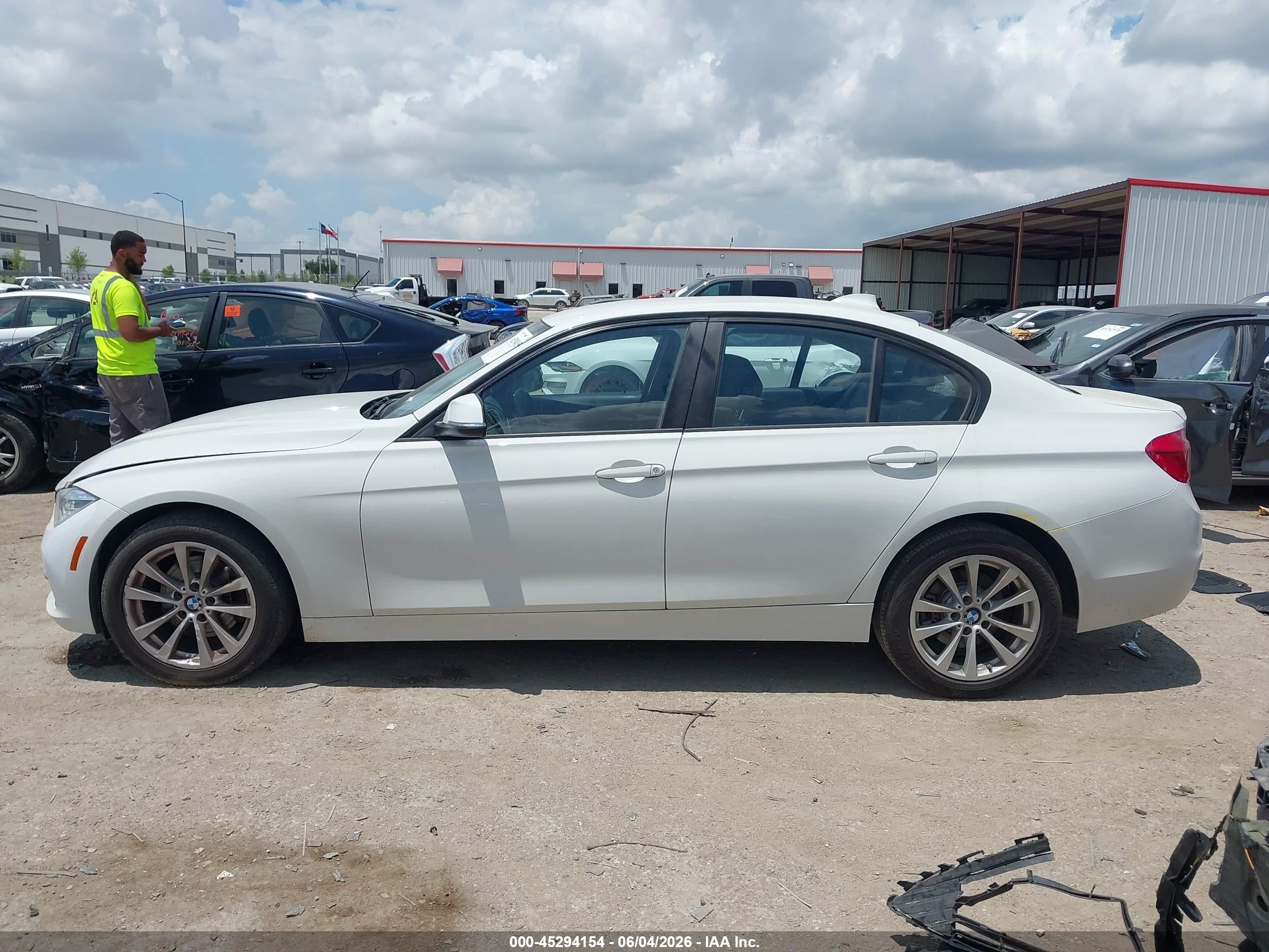 2018 BMW 320I XDRIVE
