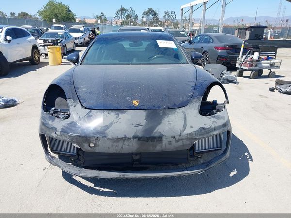 2023 PORSCHE PANAMERA