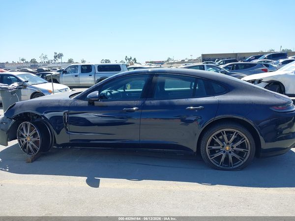 2023 PORSCHE PANAMERA