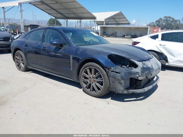 2023 PORSCHE PANAMERA